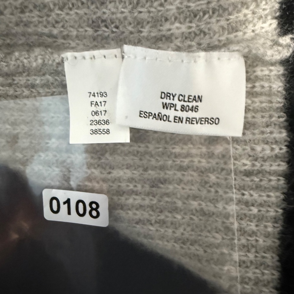 Charter Club Women’s 100% Cashmere Color Block Sweater‎ Size S - Picture 8 of 8